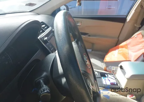 2015 Toyota Camry Le из США, поврежденный, VIN 4T4BF1FK1FR472975